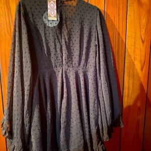 Dobby Chiffon wide sleeves skater dress. Sz. 16